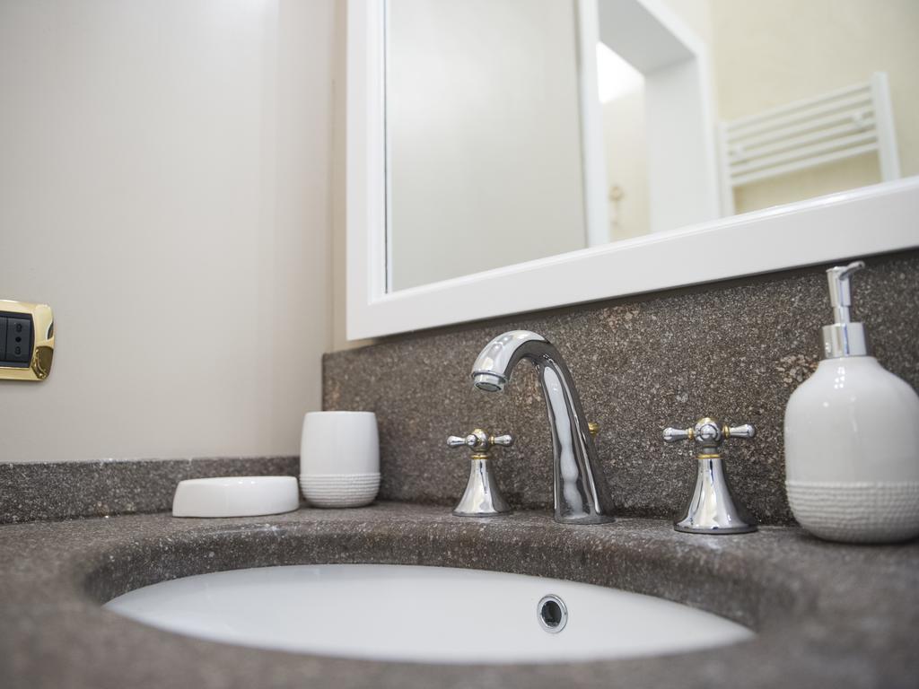 Suite Prestige Верона Екстериор снимка