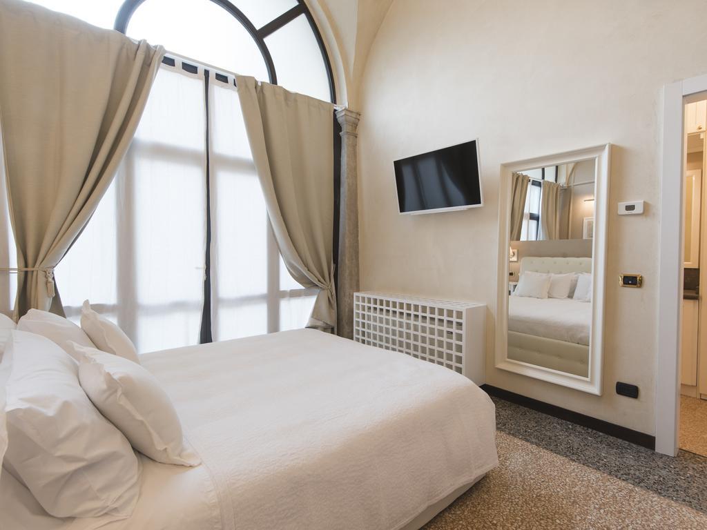 Suite Prestige Верона Екстериор снимка